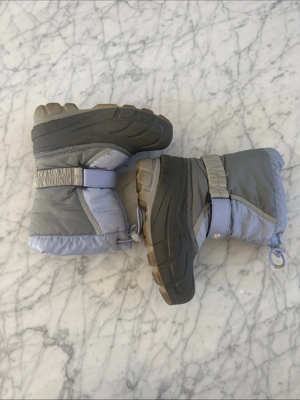 Sorel kids snow